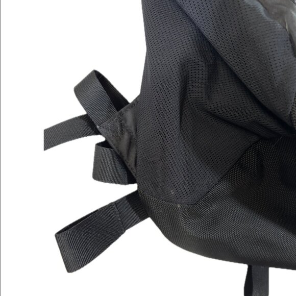 The North Face | (GREAT Condition) Recon 29 L Backpack | TNF black - Picture 10 of 11